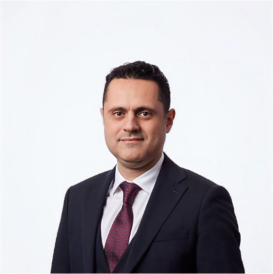 Bora İZMİRLİOĞLU